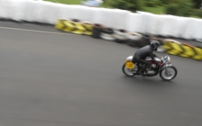 Schotten oldtimer classic races motorcycle touring europe - 